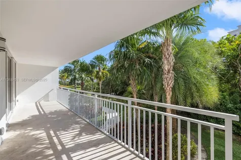 605 Ocean Drive Key Biscayne FL 33149