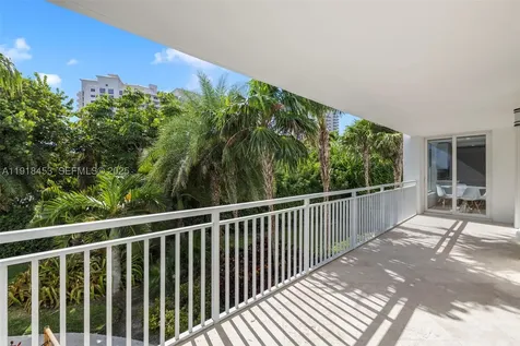 605 Ocean Drive Key Biscayne FL 33149