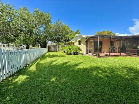 16225 SW 88th Avenue Road Palmetto Bay FL 33157