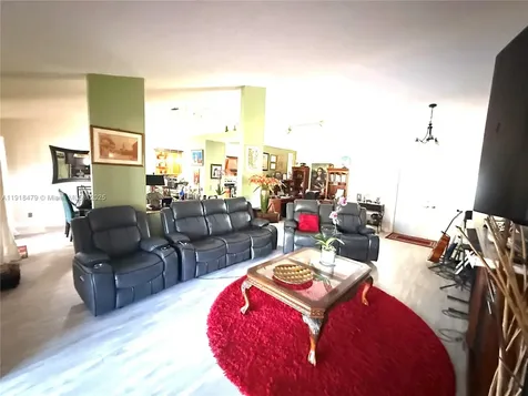1060 New Parkview Place Haverhill FL 33417