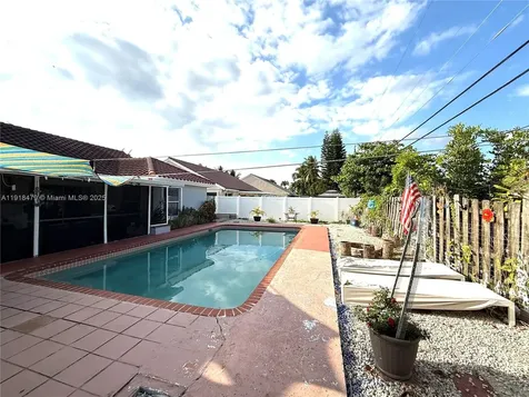 1060 New Parkview Place Haverhill FL 33417