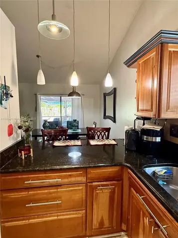 1060 New Parkview Place Haverhill FL 33417