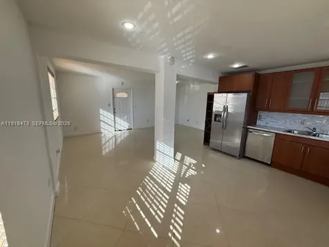 421 NE 1st Street Hallandale Beach FL 33009