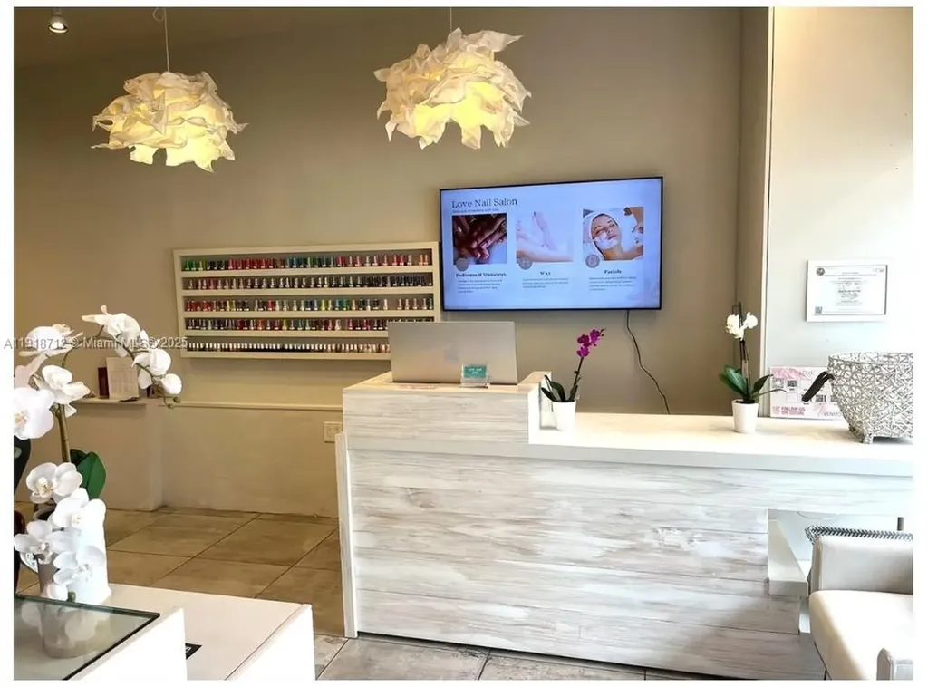 1679 Alton Road Miami Beach FL 33139