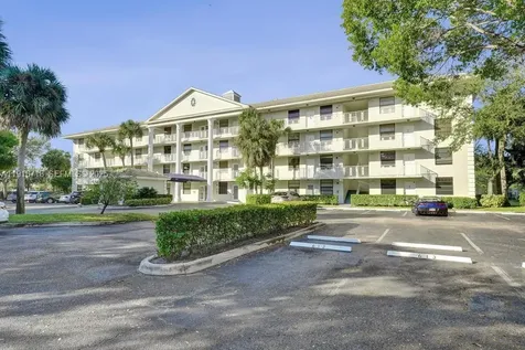 1715 Whitehall Drive Davie FL 33324