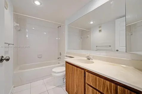 1715 Whitehall Drive Davie FL 33324
