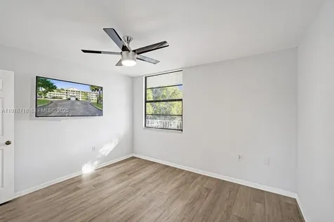 1715 Whitehall Drive Davie FL 33324