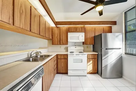 1715 Whitehall Drive Davie FL 33324