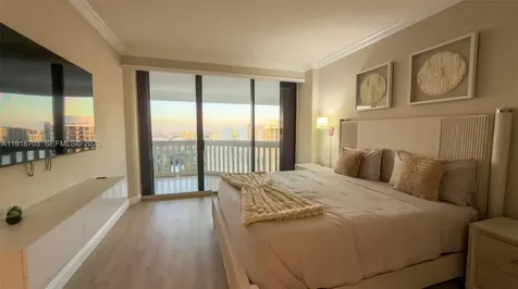 2000 Island Boulevard Aventura FL 33160