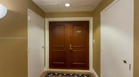 2000 Island Boulevard Aventura FL 33160