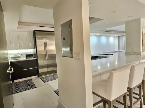900 Bay Drive Miami Beach FL 33141