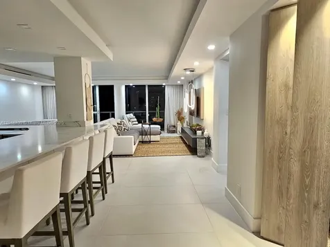 900 Bay Drive Miami Beach FL 33141