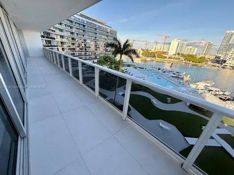 900 Bay Drive Miami Beach FL 33141