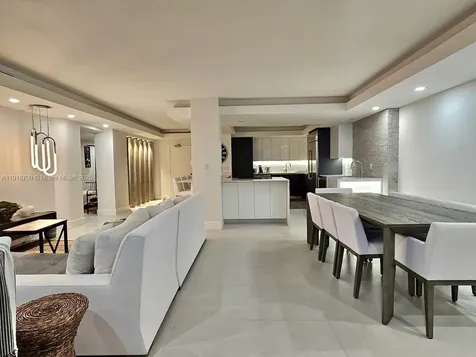 900 Bay Drive Miami Beach FL 33141