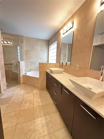 10772 NW 71st Street Doral FL 33178