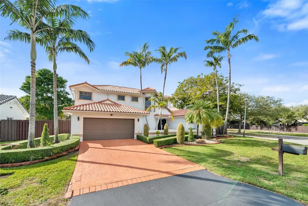 5424 SW 154th Place Miami FL 33185