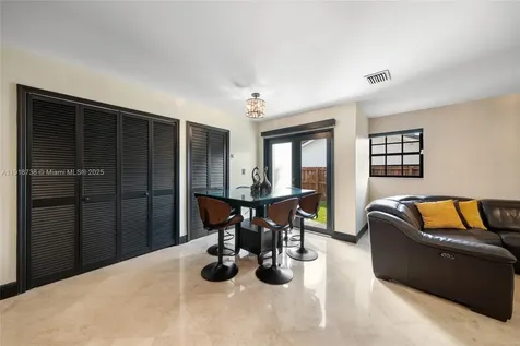 5424 SW 154th Place Miami FL 33185