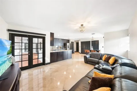 5424 SW 154th Place Miami FL 33185