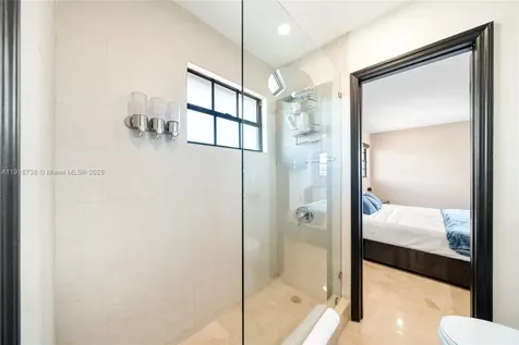 5424 SW 154th Place Miami FL 33185