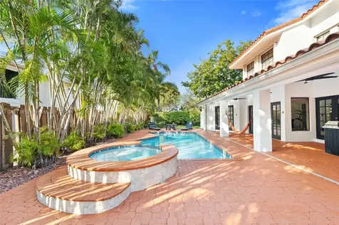 5424 SW 154th Place Miami FL 33185