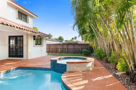5424 SW 154th Place Miami FL 33185