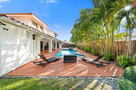 5424 SW 154th Place Miami FL 33185
