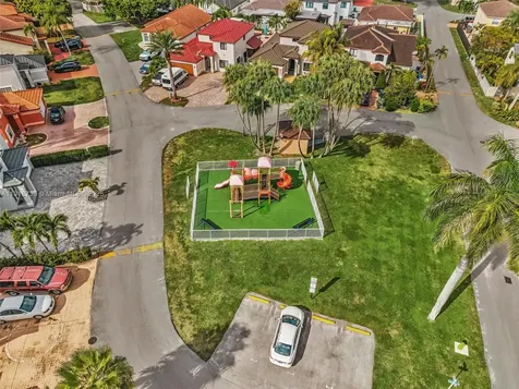 8249 NW 200th Terrace Hialeah FL 33015
