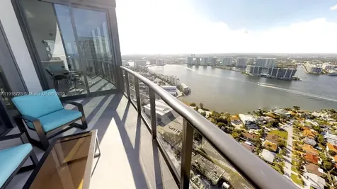 18555 Collins Avenue Sunny Isles Beach FL 33160