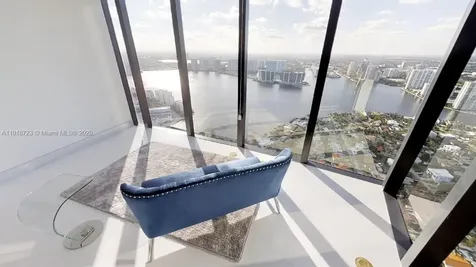 18555 Collins Avenue Sunny Isles Beach FL 33160