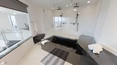 18555 Collins Avenue Sunny Isles Beach FL 33160