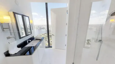 18555 Collins Avenue Sunny Isles Beach FL 33160