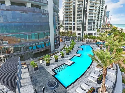 18555 Collins Avenue Sunny Isles Beach FL 33160