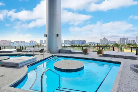 18555 Collins Avenue Sunny Isles Beach FL 33160