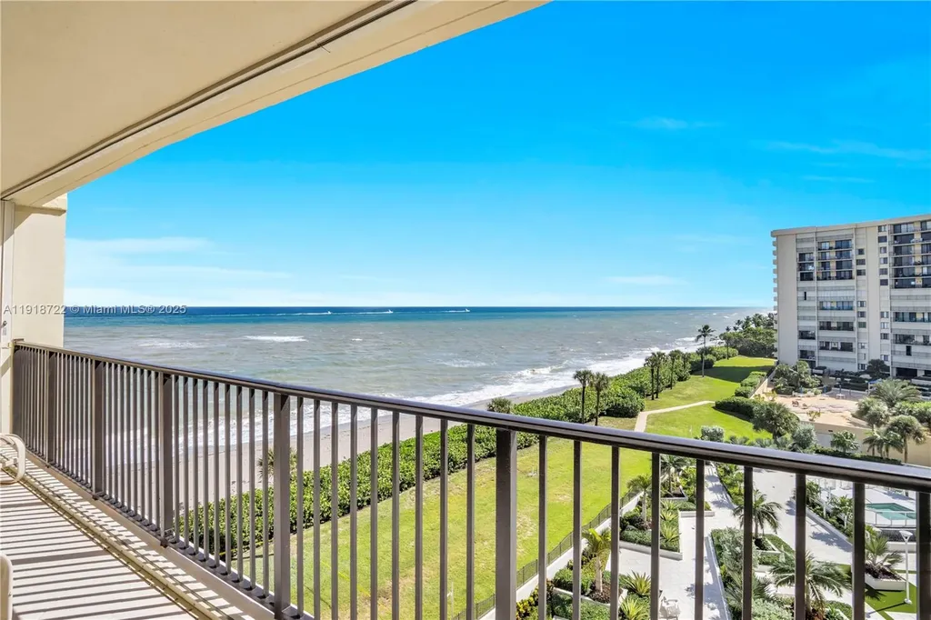 200 Ocean Trail Way Jupiter FL 33477