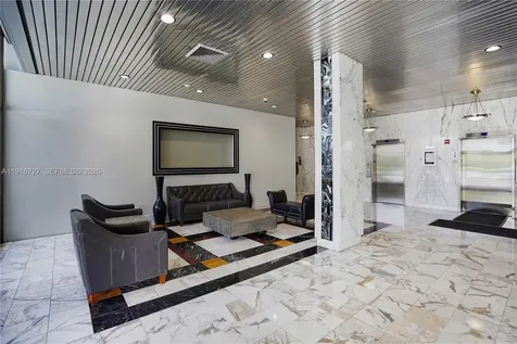 3675 N Country Club Drive Aventura FL 33180