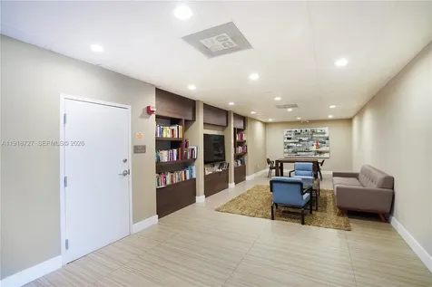 3675 N Country Club Drive Aventura FL 33180