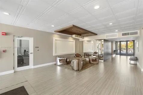 3675 N Country Club Drive Aventura FL 33180