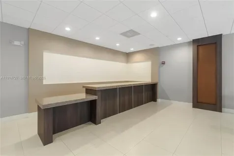 3675 N Country Club Drive Aventura FL 33180
