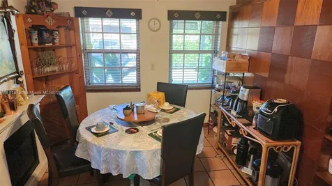 4201 SW 99th Court Miami FL 33165