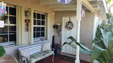 4201 SW 99th Court Miami FL 33165