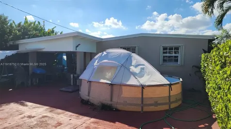 4201 SW 99th Court Miami FL 33165