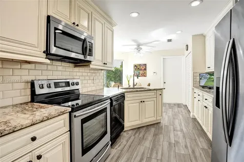 1140 Sand Drift Way West Palm Beach FL 33411
