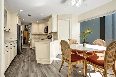 1140 Sand Drift Way West Palm Beach FL 33411