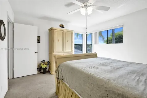 1140 Sand Drift Way West Palm Beach FL 33411