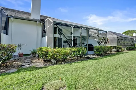 1140 Sand Drift Way West Palm Beach FL 33411