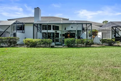 1140 Sand Drift Way West Palm Beach FL 33411