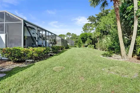 1140 Sand Drift Way West Palm Beach FL 33411