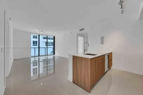 201 SW 17th Road Miami FL 33129