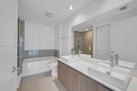 201 SW 17th Road Miami FL 33129