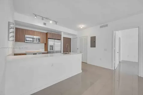201 SW 17th Road Miami FL 33129